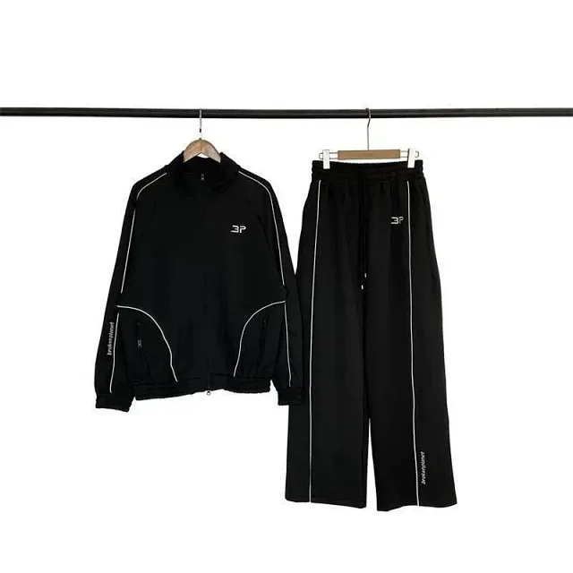 Broken Planet Market Tracksuits Zip-up track jacket and wide-leg trousers with contrast piping product detail image 3