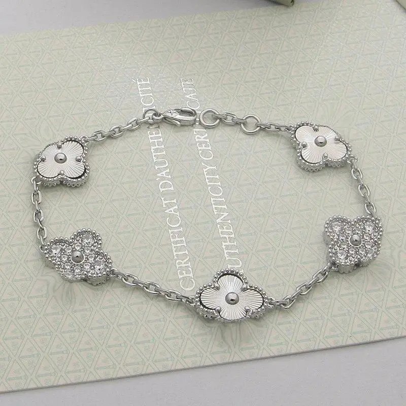 Unbranded Jewelry Clover Motif Chain Bracelet image 2