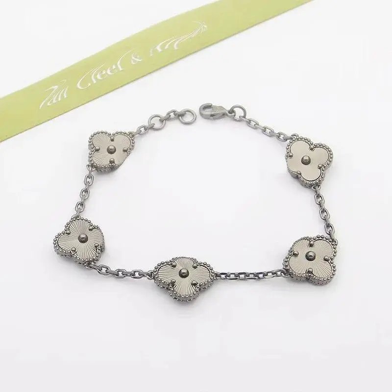 Unbranded Jewelry Clover Motif Chain Bracelet image 5