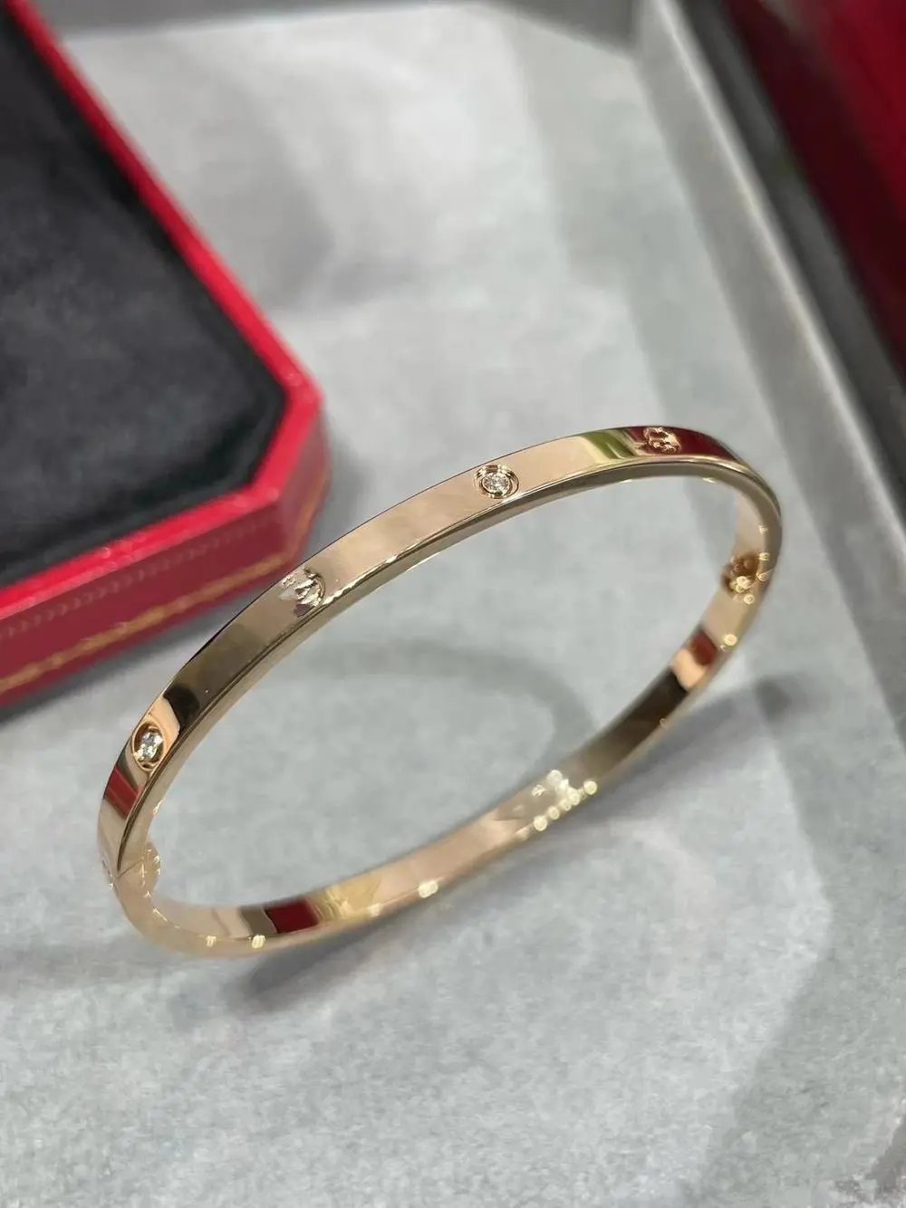 Unbranded Jewelry Screw-Motif Bangle Bracelet — Style 7