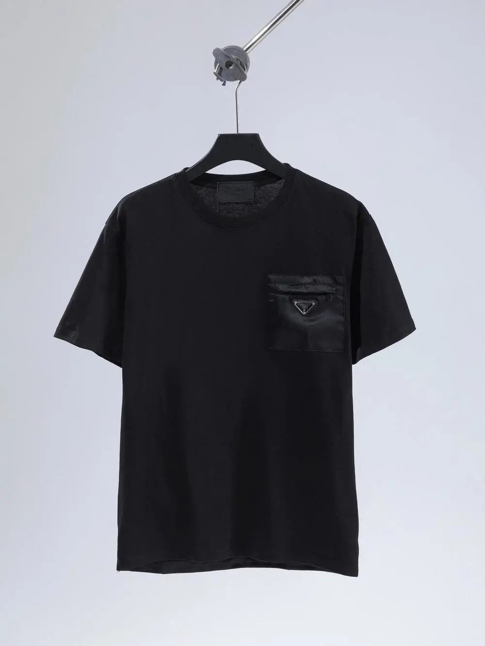 Prada T-Shirts Short-sleeve crew-neck logo — Style 11
