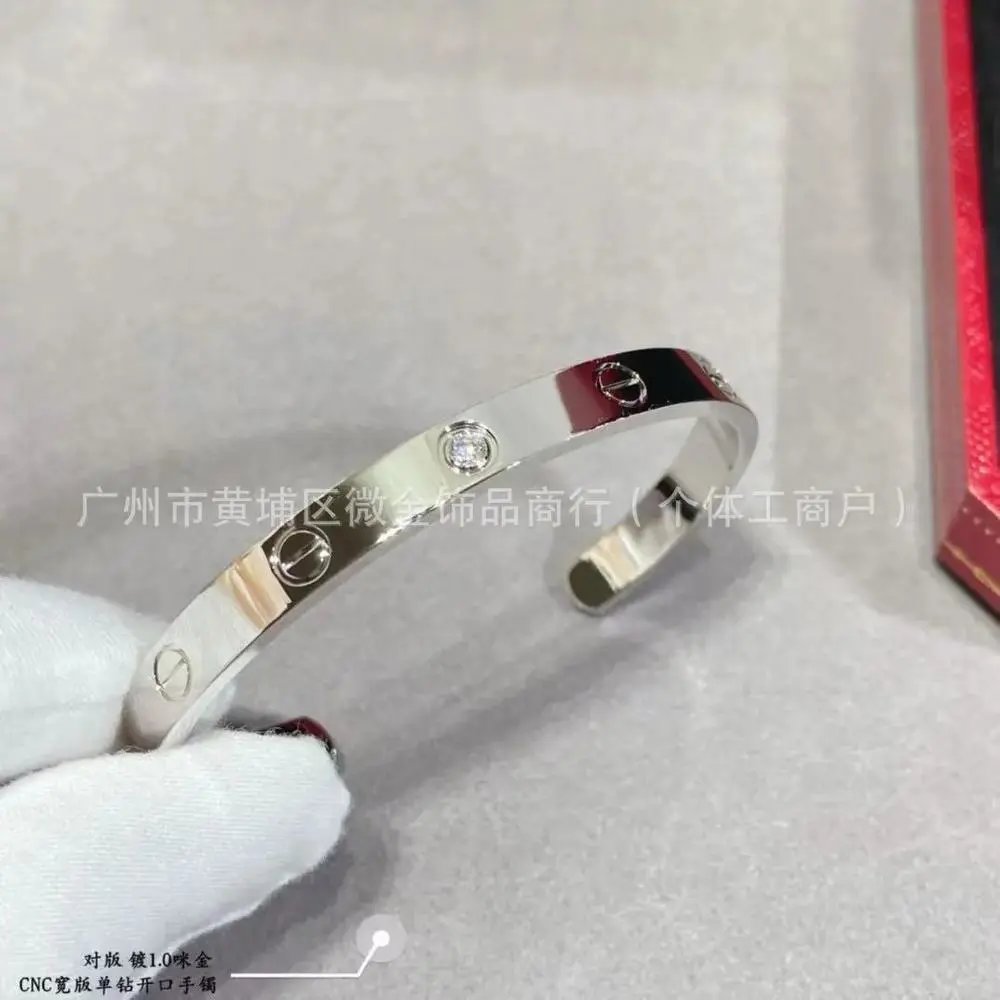 Unbranded Jewelry Screw-Motif Crystal Bangle Bracelet — Style 2