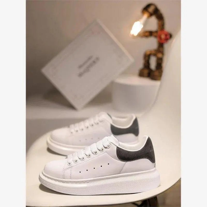 Unbranded Sneakers Low-top lace-up platform with contrast heel tab — Style 11