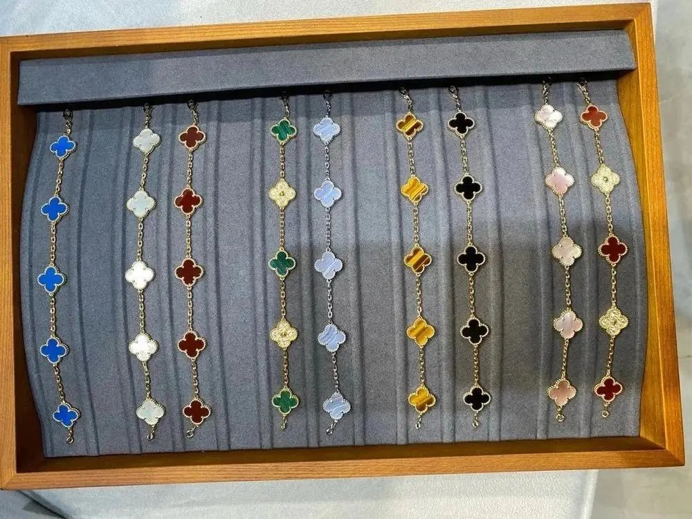 Van Cleef & Arpels bracelet