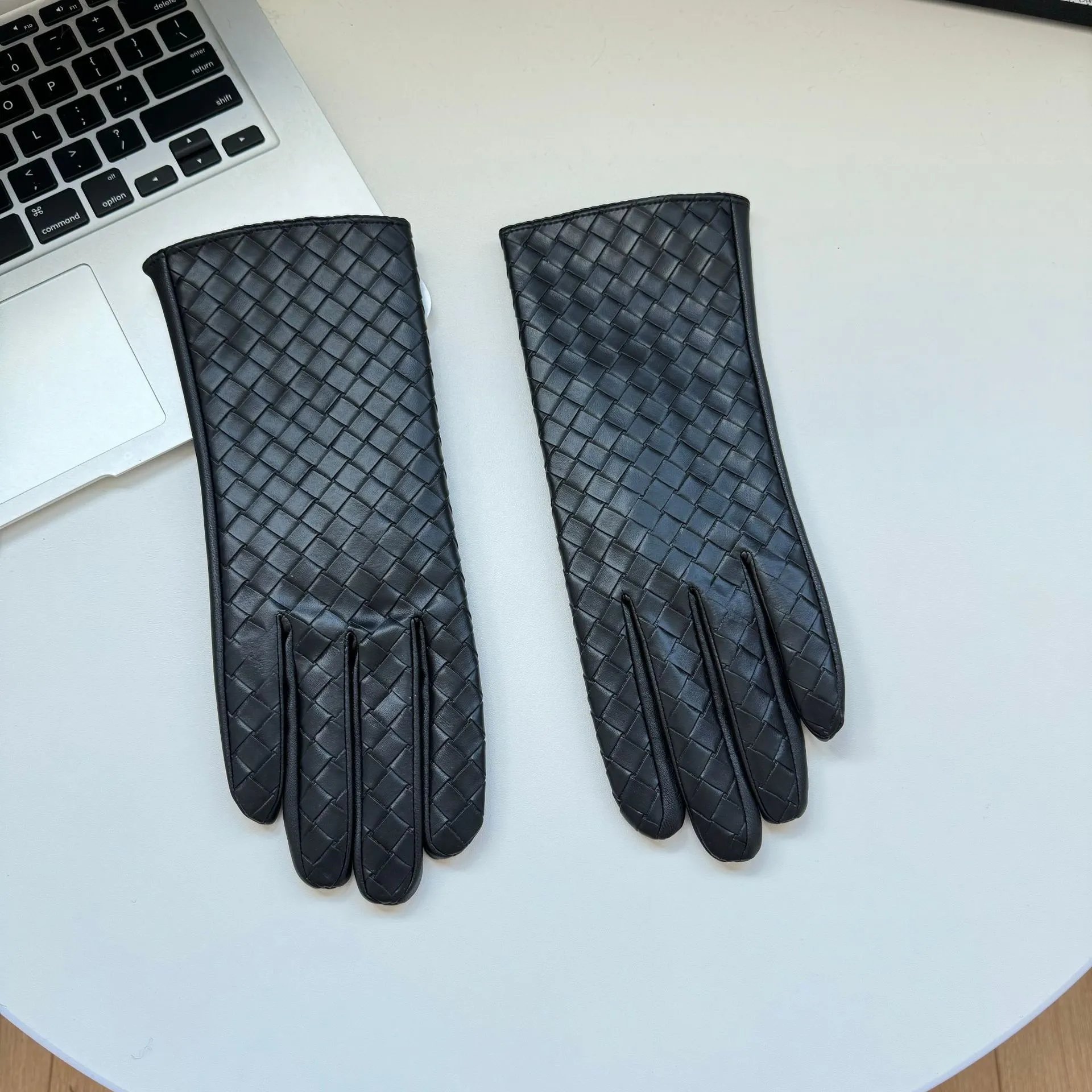 Classic Women's Winter Cycling PU Leather Gloves with Knitted Check Pattern, Fleece Lined, Waterproof, Touchscreen