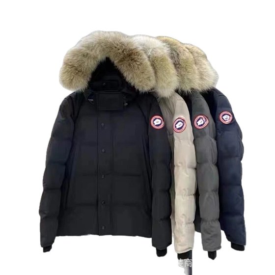 Winter high-end large pocket men's and women's outdoor uniform Parker hooded thickened warm windproof fur collar jacket