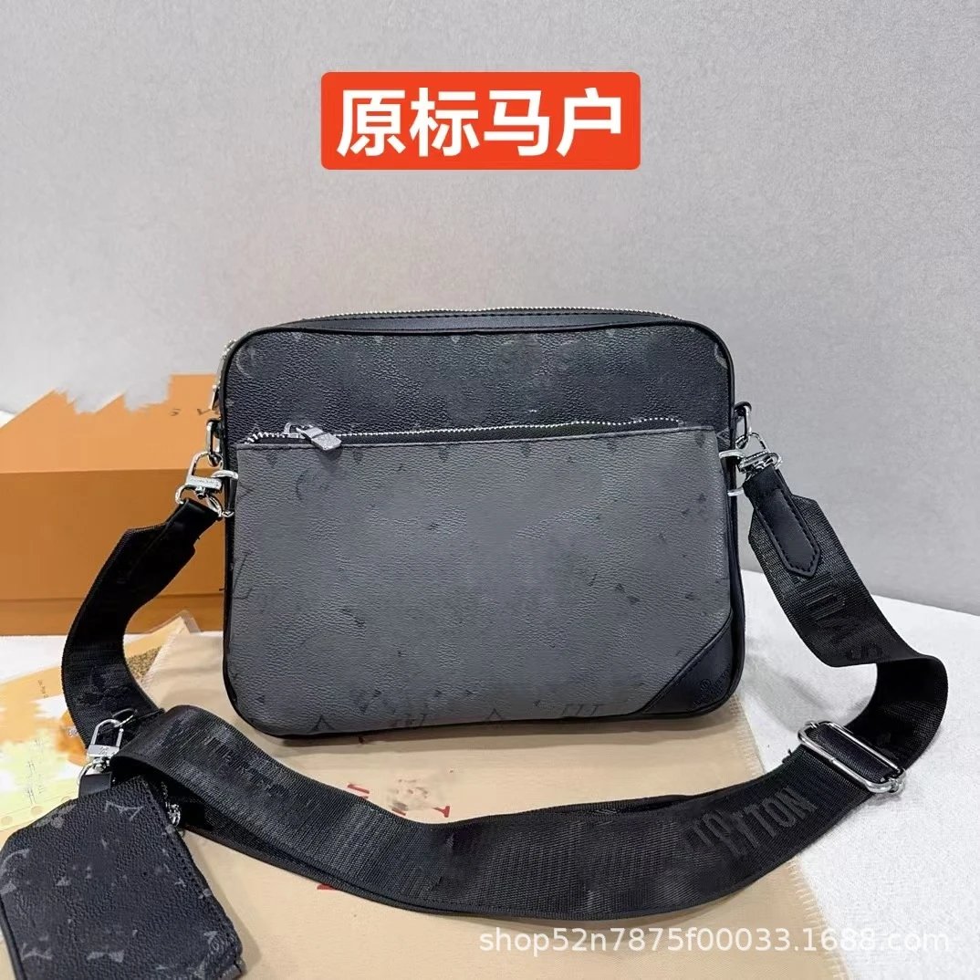 Louis Vuitton Shoulder Bags