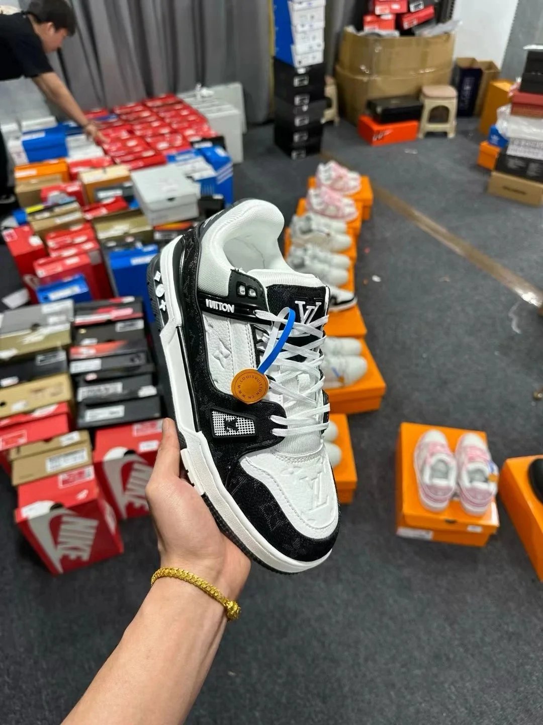 Louis Vuitton Archlight Black White Sneakers - 7