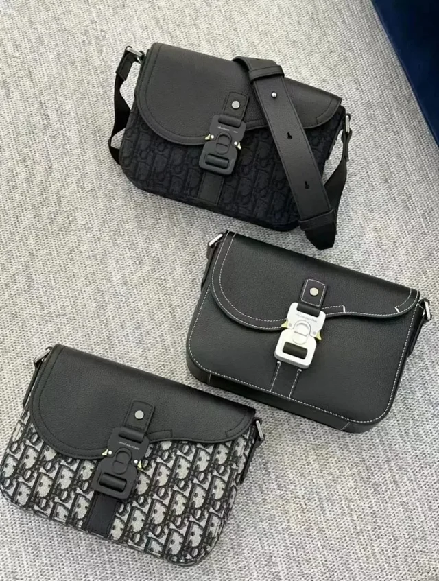 Dior Crossbody Bags Oblique-pattern flap bag with buckle closure product detail image 3