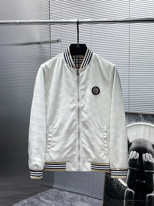 Louis Vuitton Jackets Monogram Hooded Jacket product detail image 3