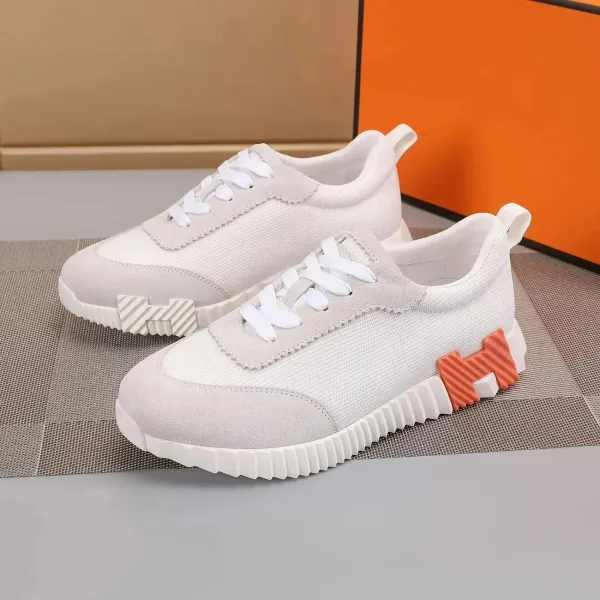 Gucci Ace GG Supreme Sneakers Red and Beige - 10