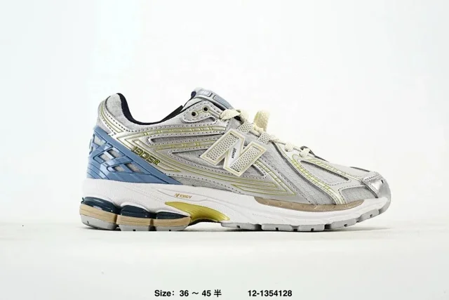 New Balance Sneakers 1906R product detail image 10