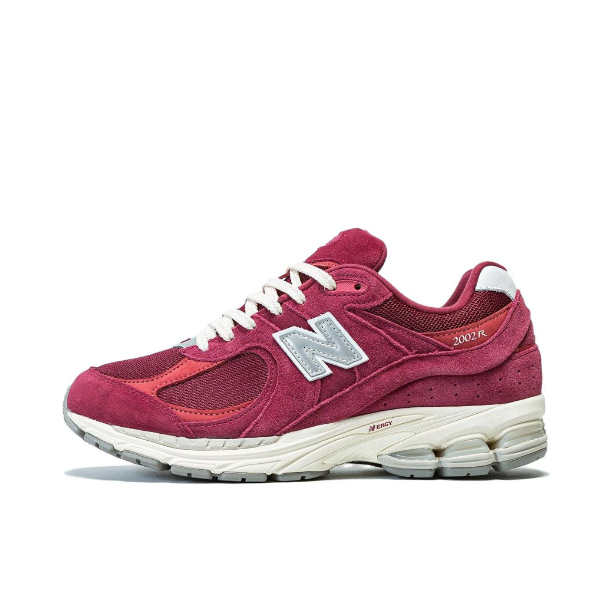 New Balance Sneakers 2002R — M2002RHA Burgundy