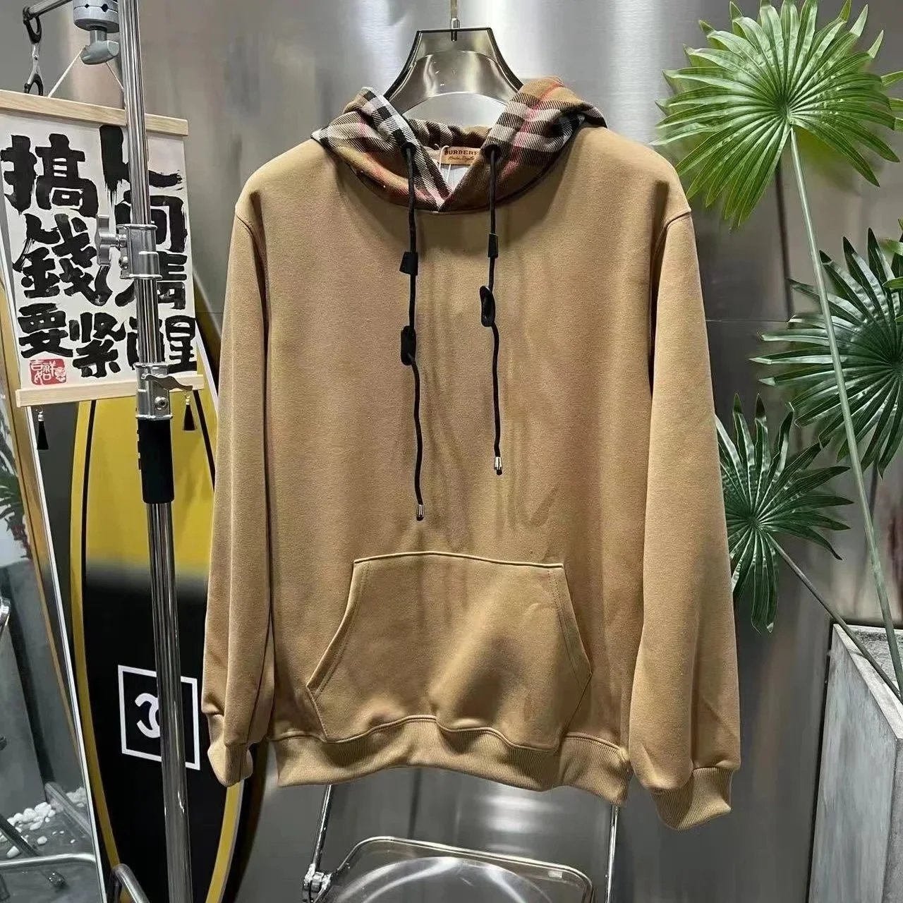 Burberry T-Shirts Logo T-Shirt — Yellow 4-Sweatshirt