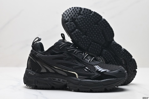 Unbranded Sneakers Chunky lace-up with arrow side panels image 3