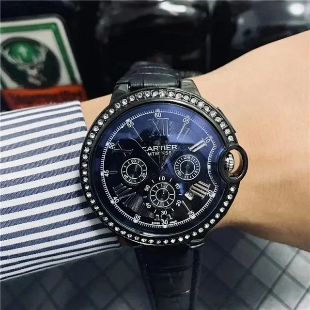 Cartier Watches Roman numeral dial with leather straps product detail image 5