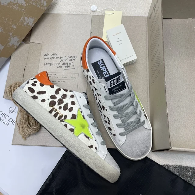 Golden Goose Sneakers Super-Star with star appliqué product detail image 14