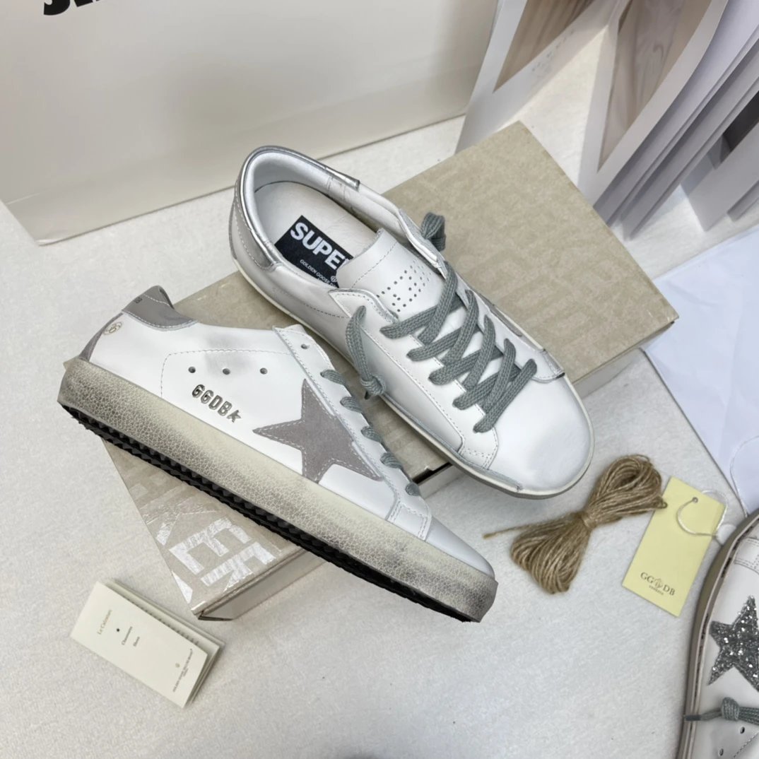 Golden Goose Sneakers Super-Star with star appliqué — 1