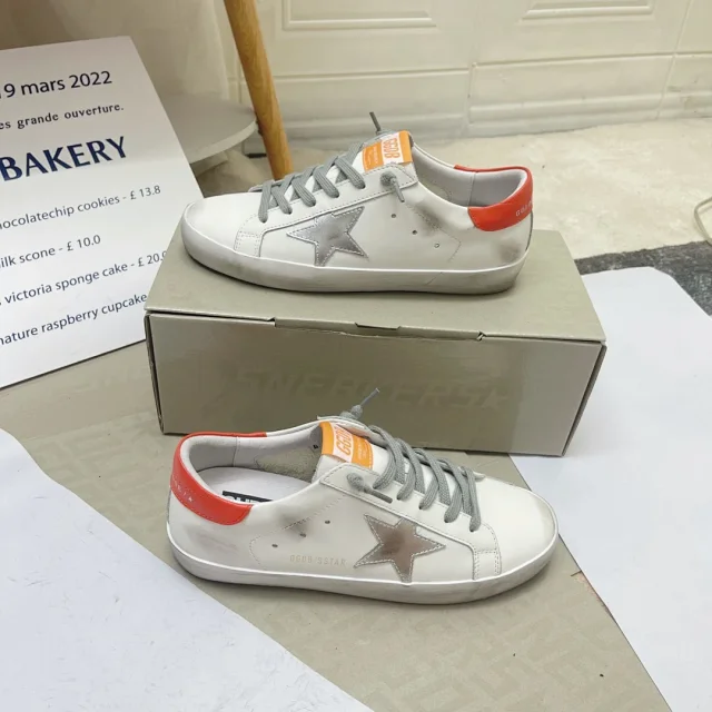 Golden Goose Sneakers Super-Star with star appliqué product detail image 3