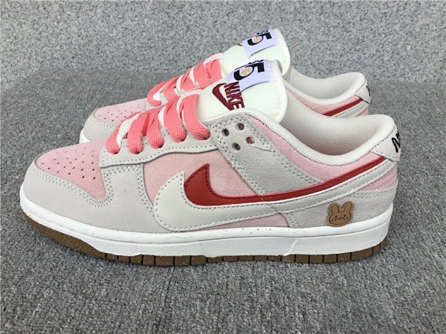 Nike Dunk Shoes: seller detail photo 11