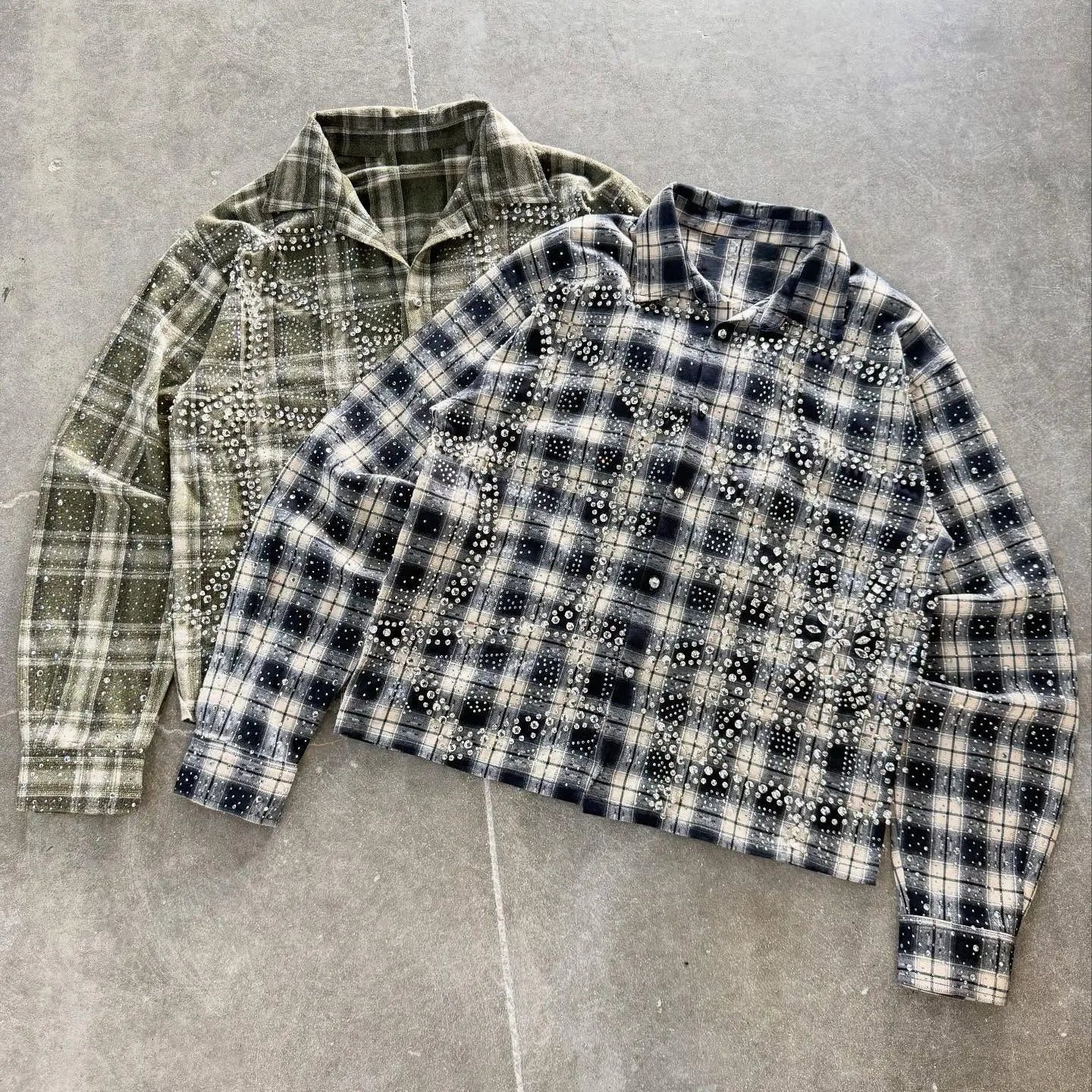 XHcLowyjP-Gray