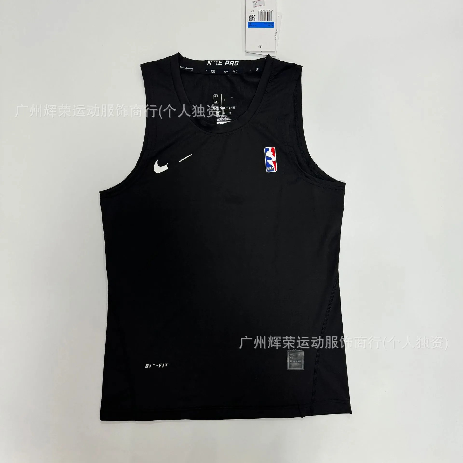 251 tank tops in black