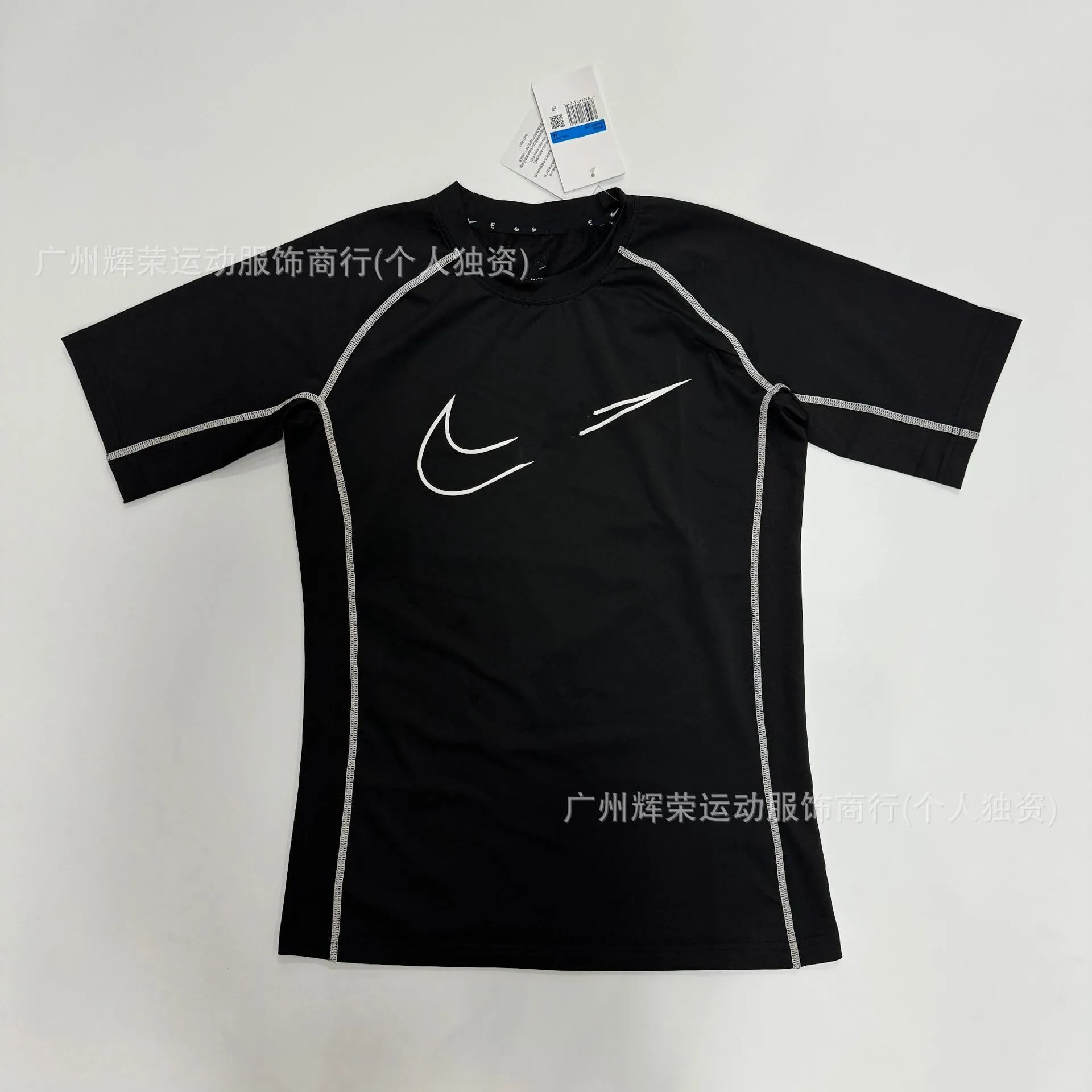 226 short sleeved black