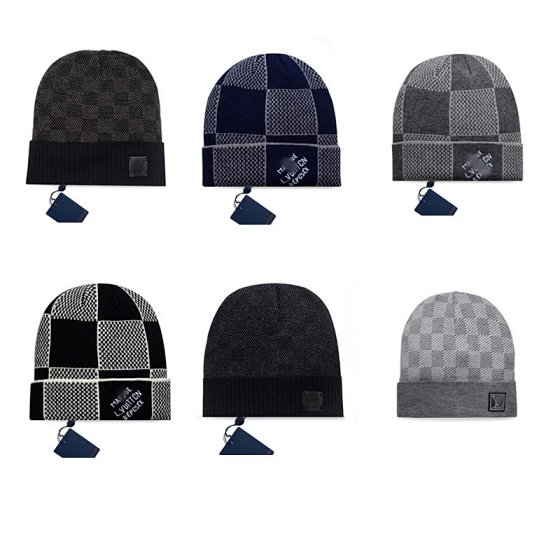 Classic Knit Beanie with Letter Print Patch Winter Hat for Men and Women Fashion Trendy Thermal Skull Cap