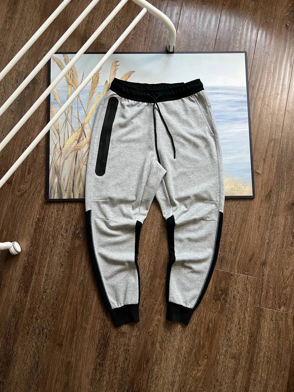 Black patchwork light gray sweatpants