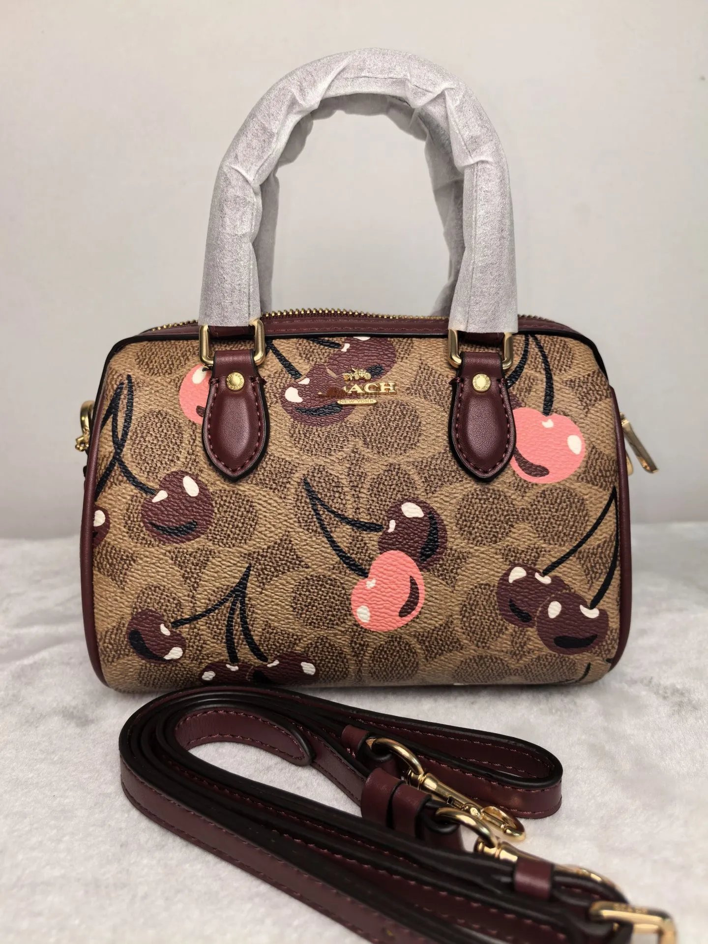 Cherry Brown + Airplane Box