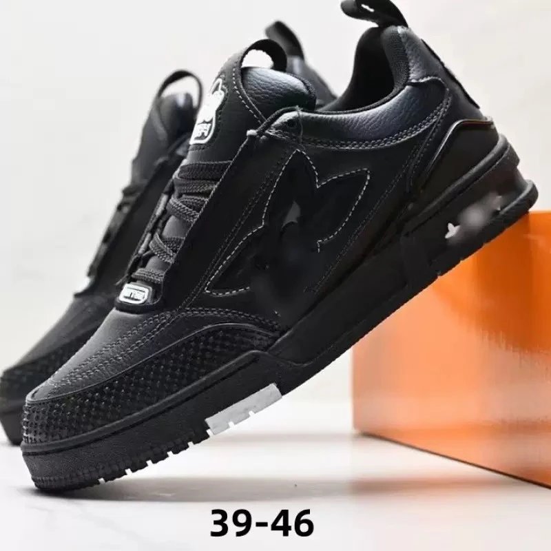 Four-Leaf Clover Black