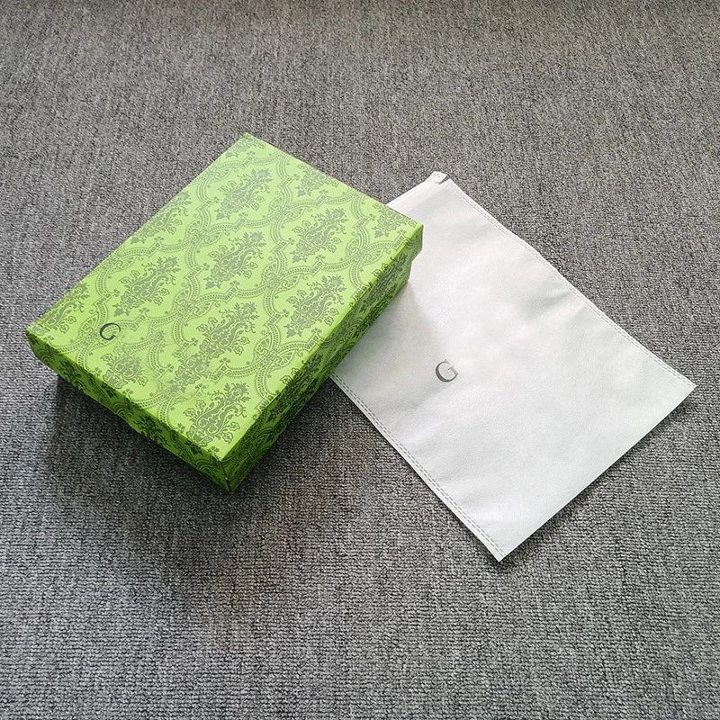 Box+Dust Bag (3 yuan)