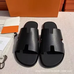 thumbnail for 头层牛皮欧洲2025拖鞋男夏外夏季潮流真皮一字男潮牌轻便爆款