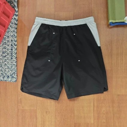 Water-resistant Color-block Shorts Black