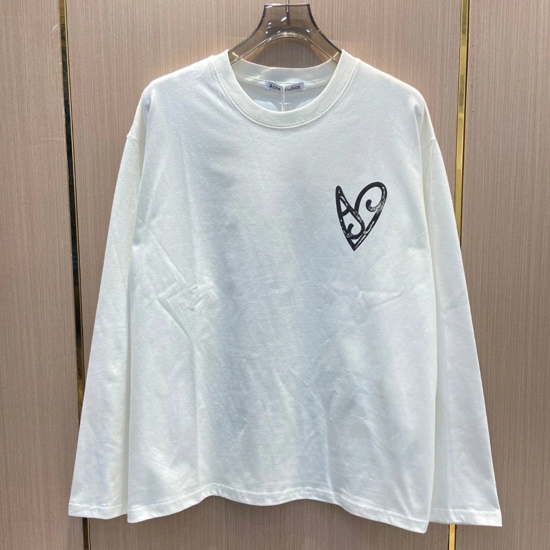 AC06 White