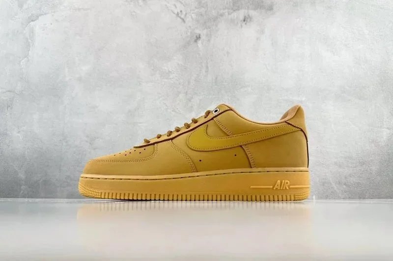 Nike Air Force 1 Low photo 4