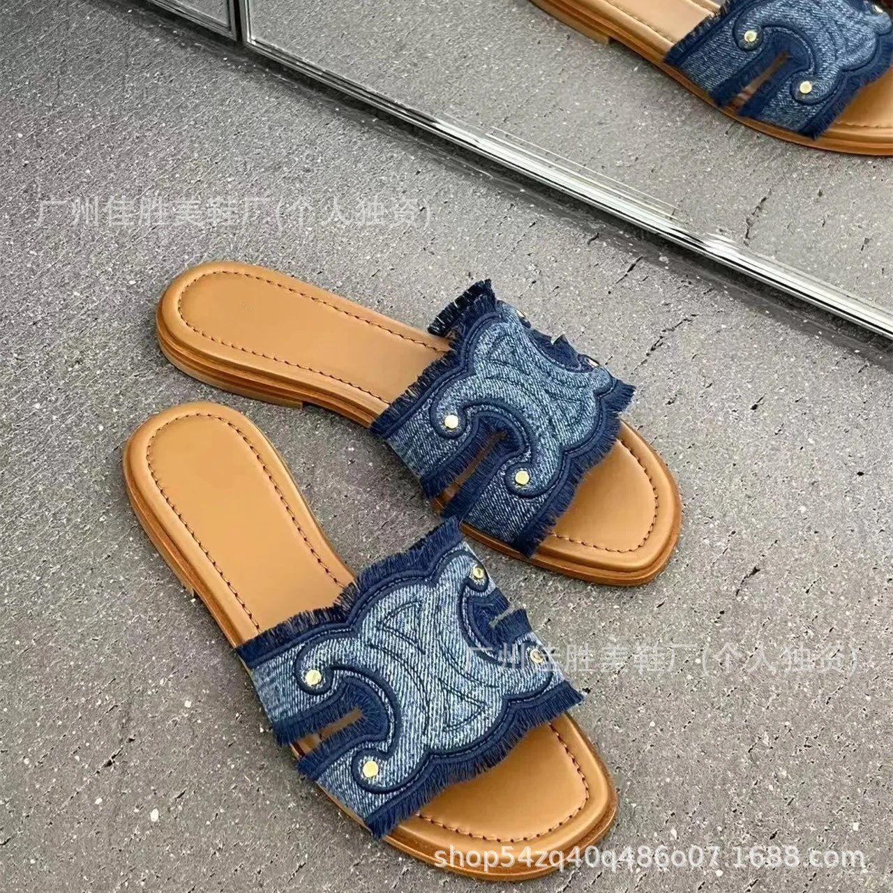 Vintage Flat Slide Sandals photo 4