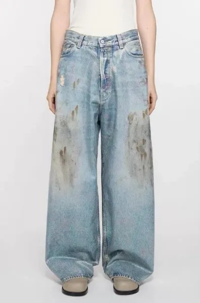 Maison Margiela Tabi Wide-Leg Distressed Denim Jeans - 1