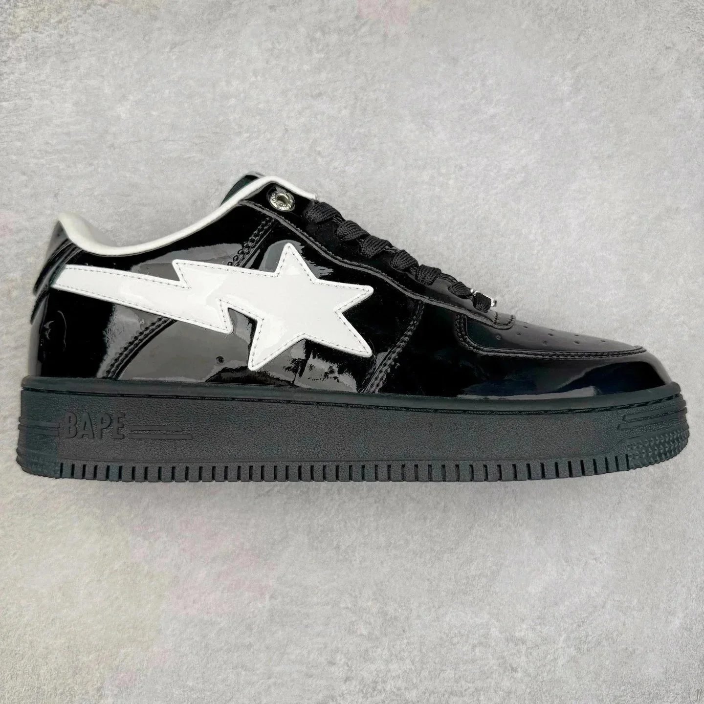 Onitsuka Tiger Sta To Low Patent Leather Shoe photo 5