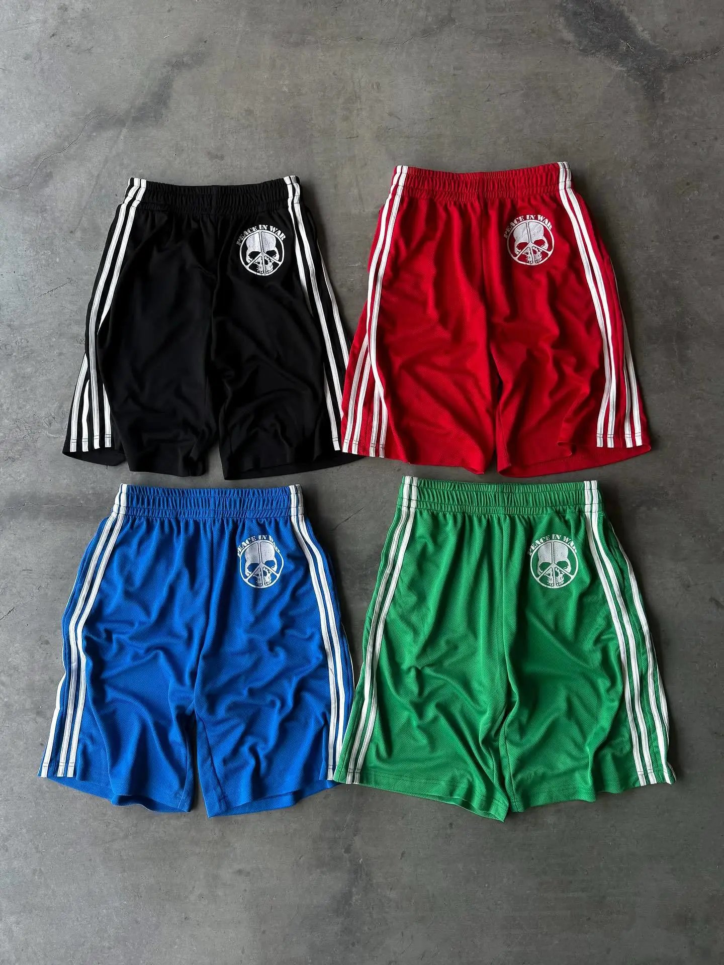 Skull Print Shorts photo 7