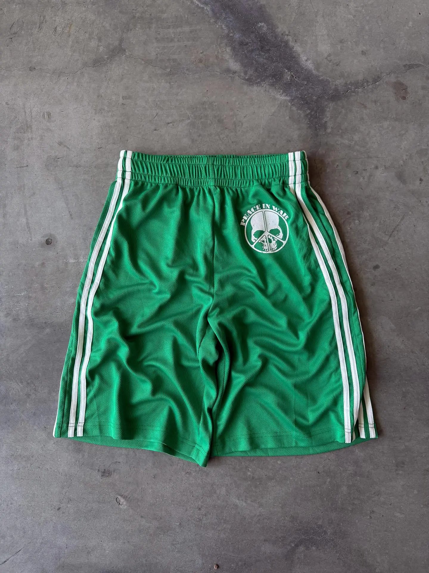 Skull Print Shorts photo 4