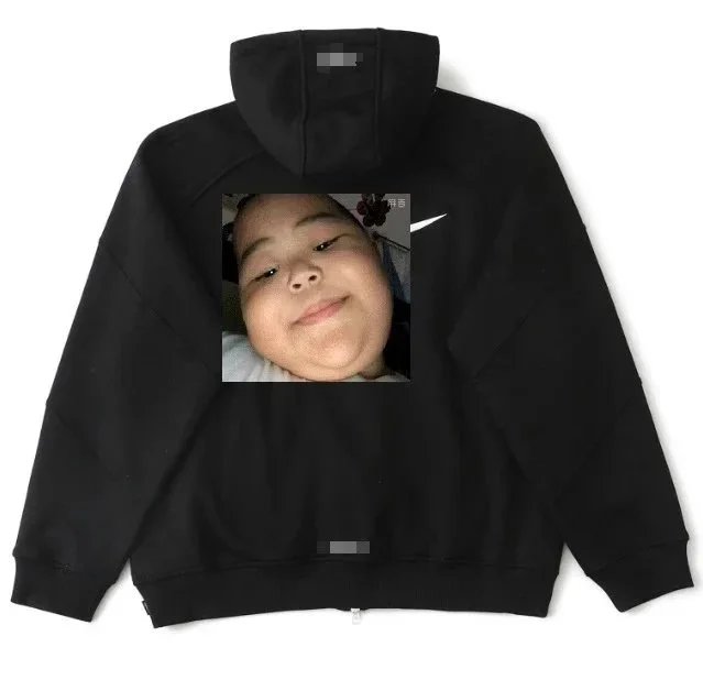 Hoodie photo 2