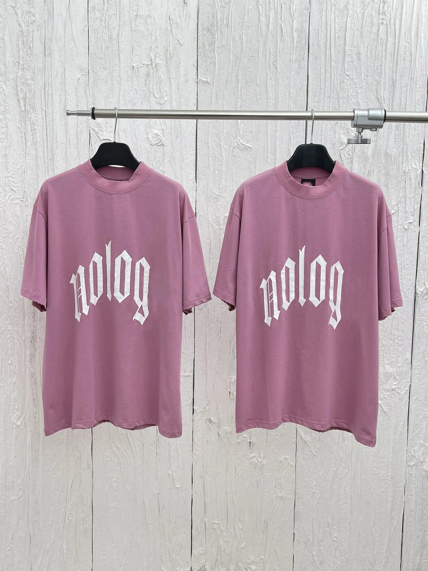 Balenciaga No Logo Ripped Print T-Shirt photo 3