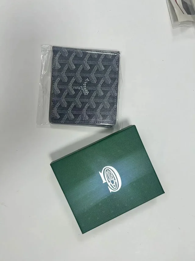 Goyard Wallets & Card Holders Goyardine Holder product detail image 7