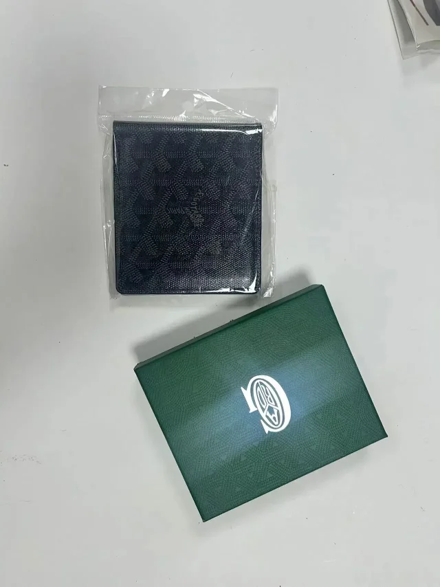 Goyard Wallets & Card Holders Goyardine Holder product detail image 5