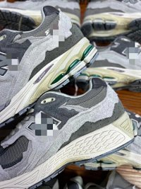 New Balance 2002 — seller photo 8