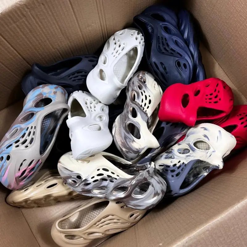 LW Yz hole shoes sandals (slightly defective soft bag) terminal storage large private letter ‼️‼ ️ ‼️