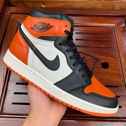 thumbnail for The AJ1 black orange buckle is broken, and the whole shoe is really the upper version of the company-level built-in air cushion on the first layer! ! !