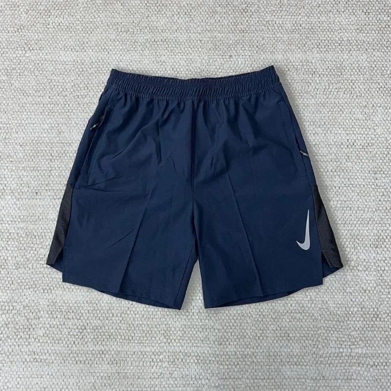Nike Shorts Breathe color-block athletic — 18