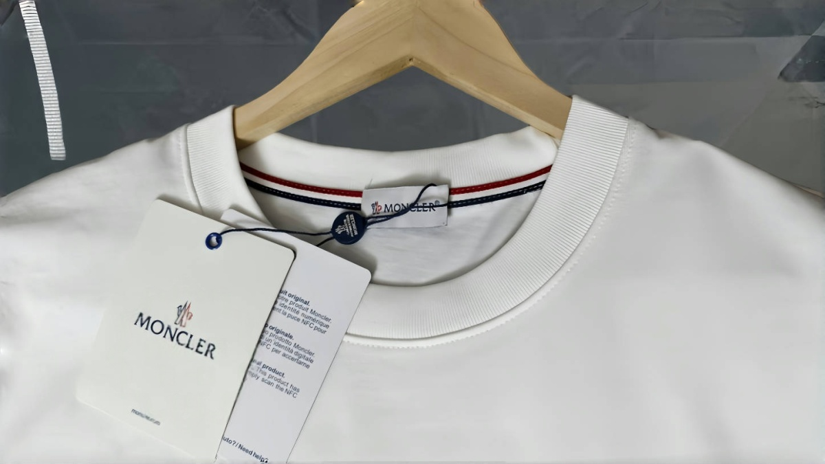 Moncler Script Logo Beige T-Shirt - 9